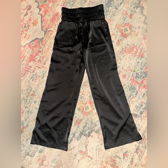 Sincerly Jules Women’s Size S Black Satin High Waisted Wide Leg Pants - Picture 1 of 3
